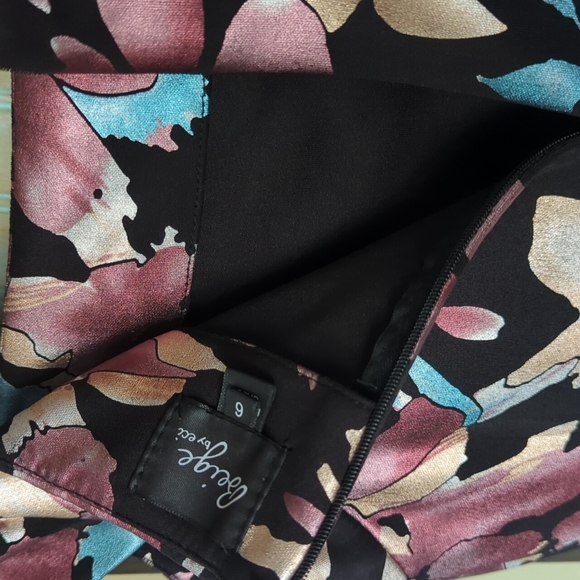 Bodycon dress Size 6 - Picture 4 of 10